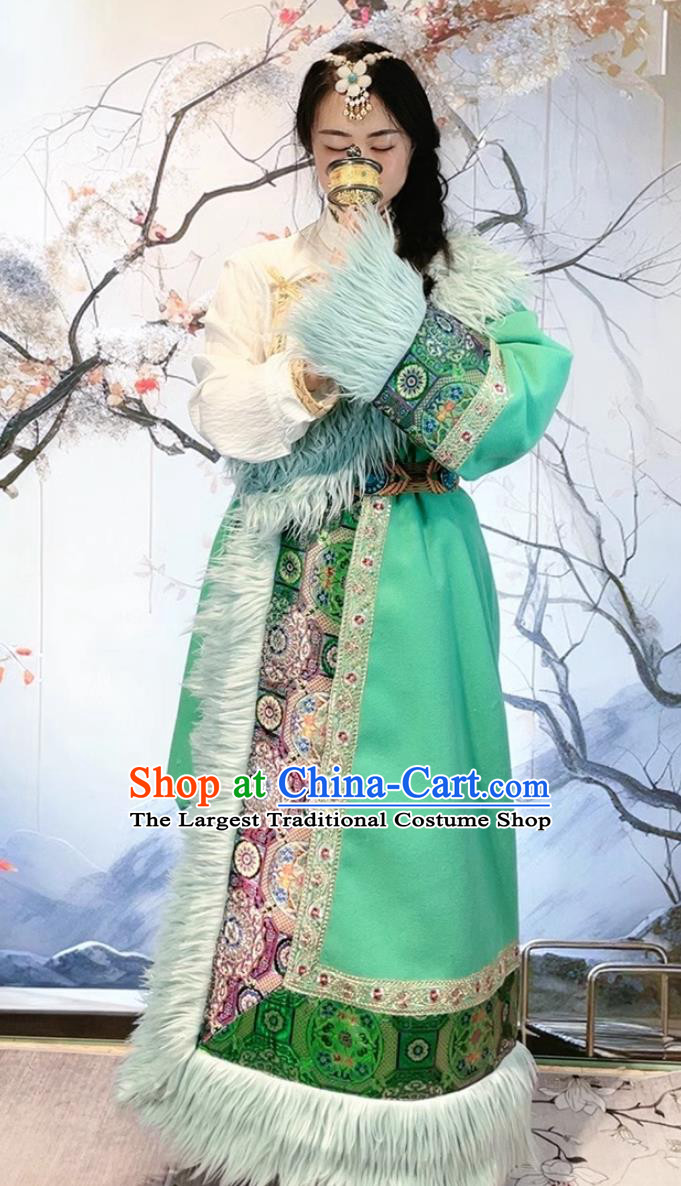 China Zang Nationality Winter Costume Xizang Ethnic Stage Performance Clothing Woman Green Tibetan Robe