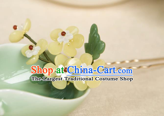 Traditional Chinese Hanfu Hair Jewelry China Ancient Princess Yellow Plum Blossom Hairpin Handmade Ming Dynasty Hair Clip