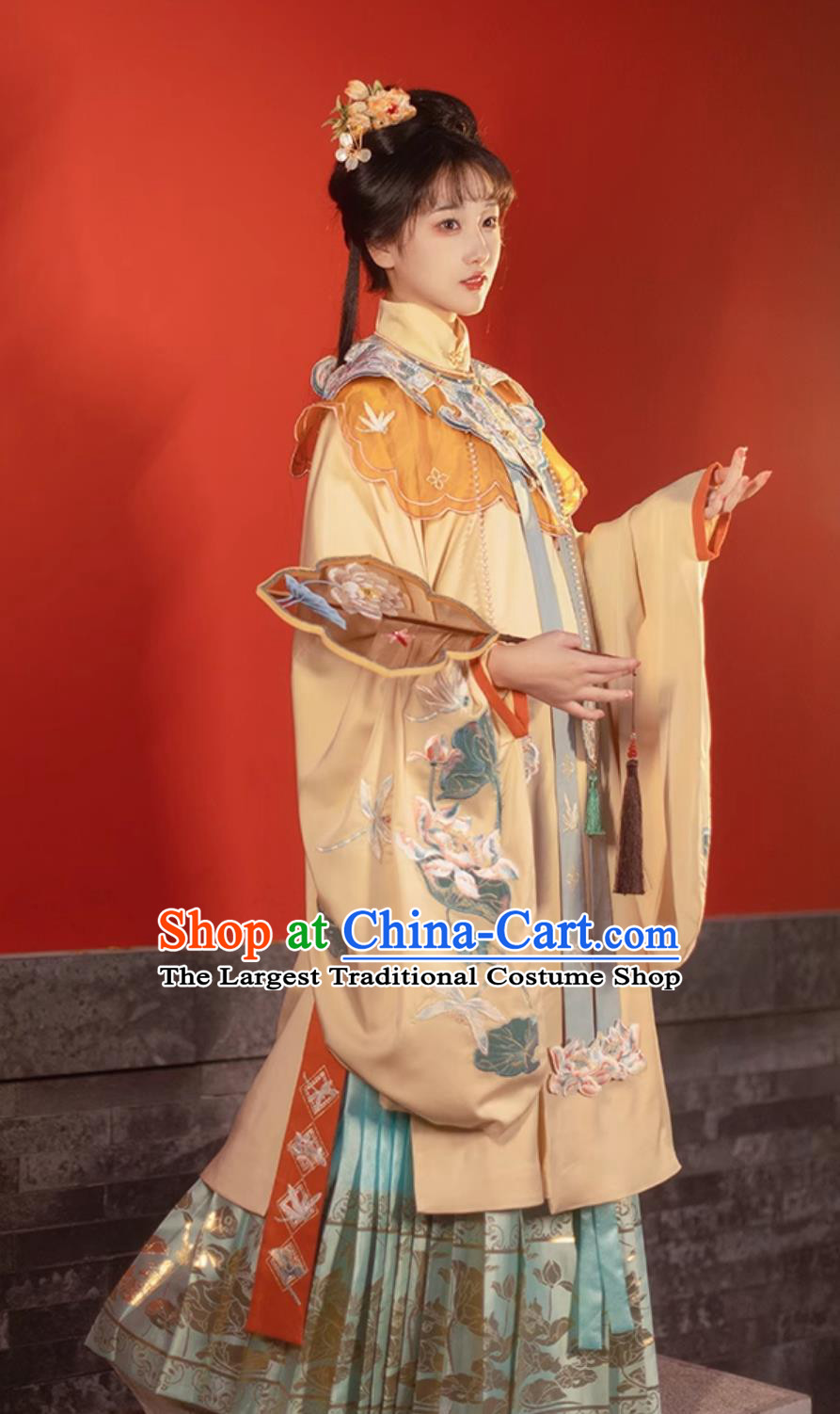 Traditional Female Hanfu Chinese Ming Dynasty Court Lady Costume Ancient China Princess Embroidered Clothing