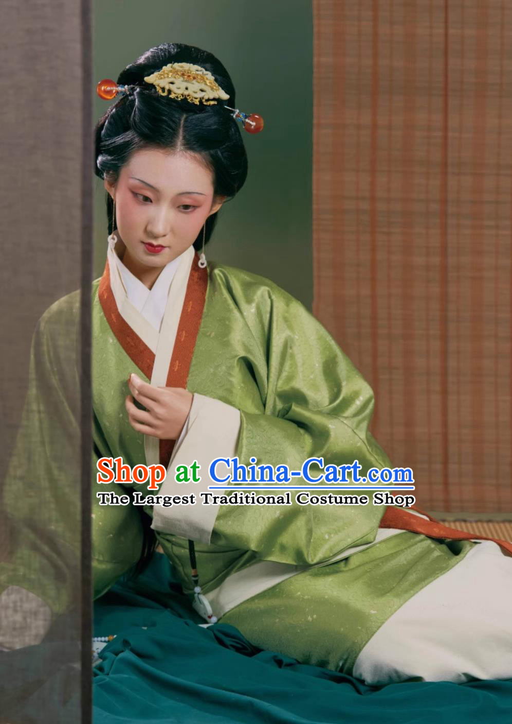 Traditional Hanfu Green Curving Front Robe Chinese Qin Dynasty Empress Costume Ancient China Court Woman Clothing