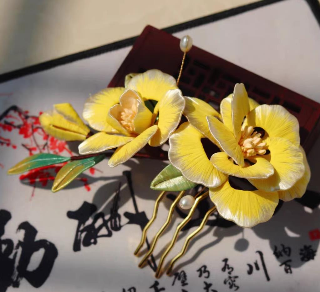 Handmade Ancient Princess Yellow Silk Peony Hair Comb Traditional Chinese Tang Dynasty Hairpin China Hanfu Hair Jewelry
