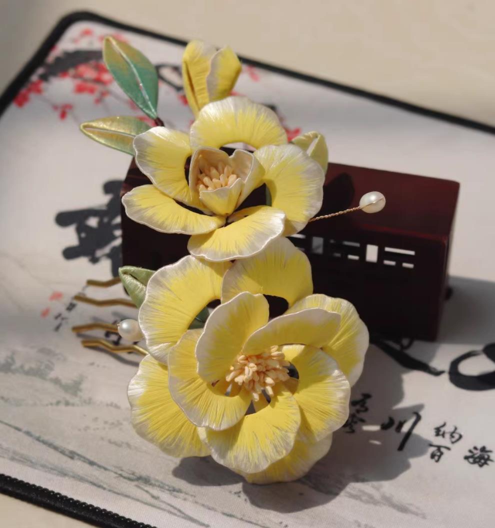 Handmade Ancient Princess Yellow Silk Peony Hair Comb Traditional Chinese Tang Dynasty Hairpin China Hanfu Hair Jewelry