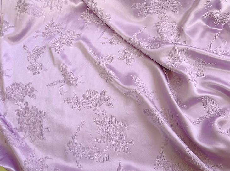 Lilac China Traditional Design Fabric Qipao Mulberry Silk Cloth Chinese Classical Butterfly love Flower Pattern Jacquard Material