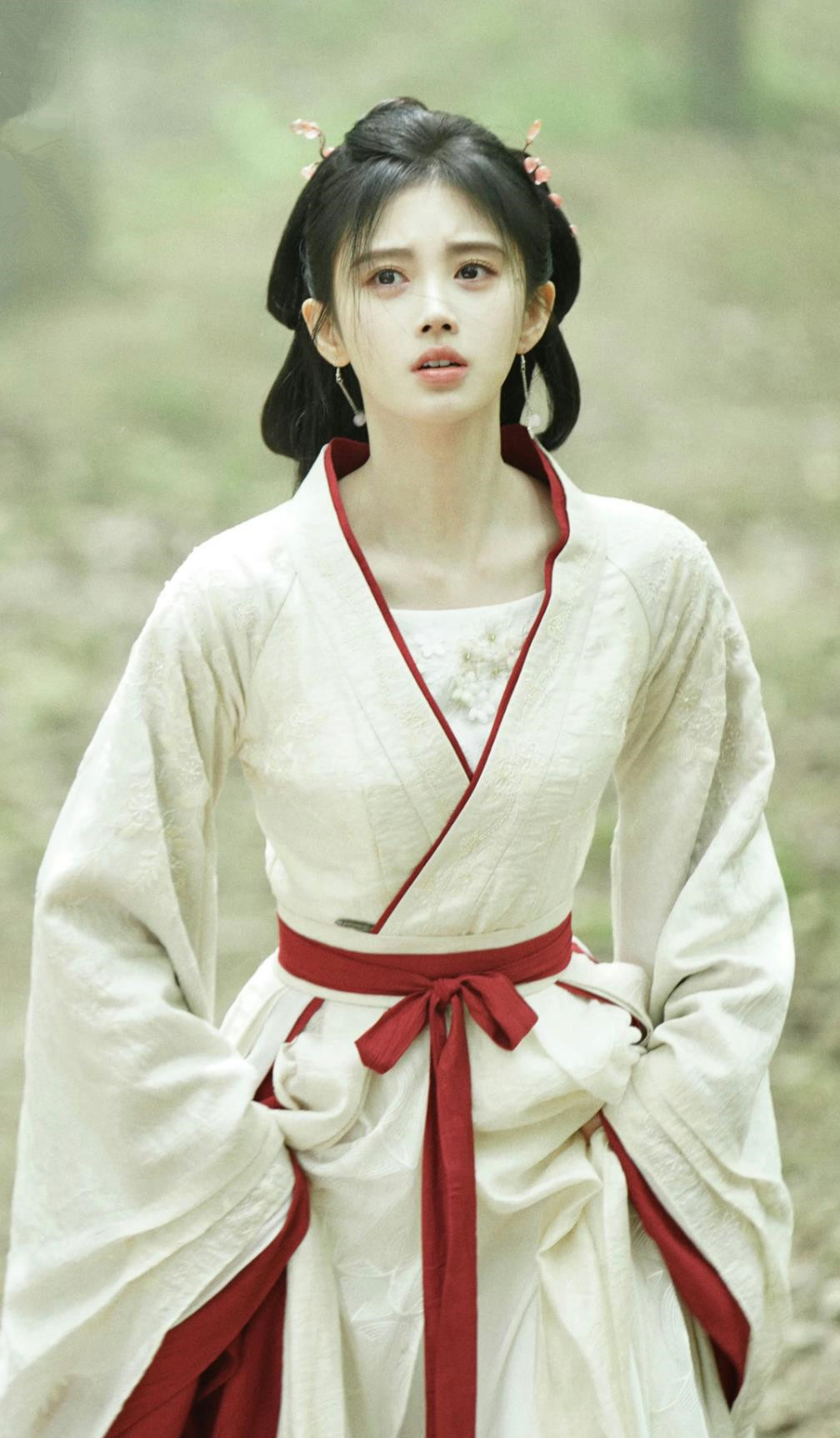 Traditional Hanfu Chinese TV Series In Blossom Yang Cai Wei White Dress Ancient China Princess Clothing