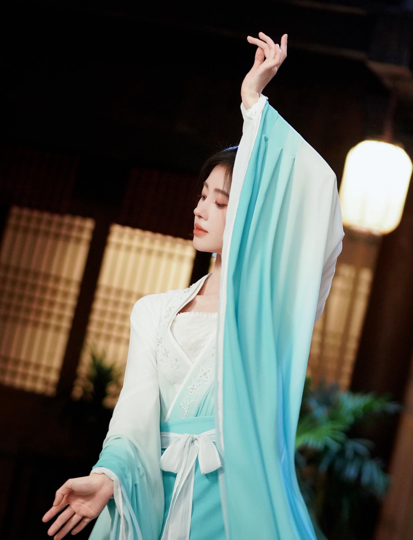 Ancient China Princess Clothing Traditional Hanfu Chinese TV Series In Blossom Noble Lady Shangguan Zhi Dress