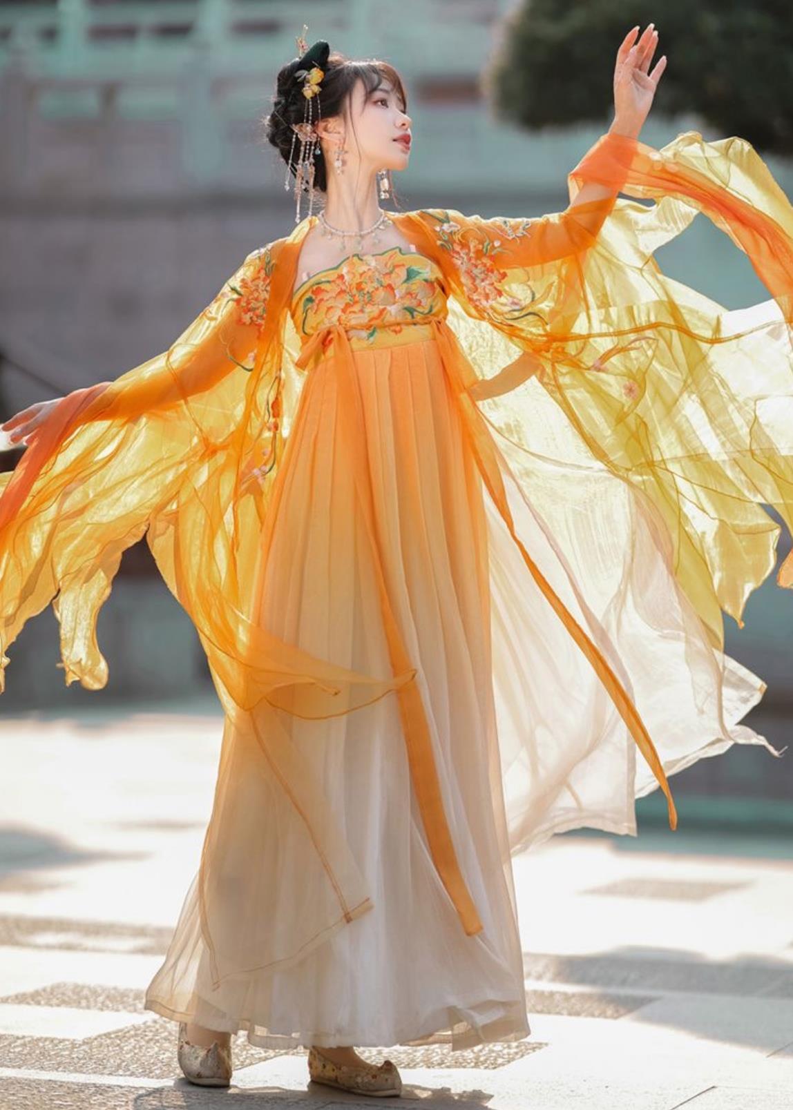 Traditional Hanfu Ruqun Chinese Tang Dynasty Royal Princess Orange Dress Ancient China Court Woman Clothing