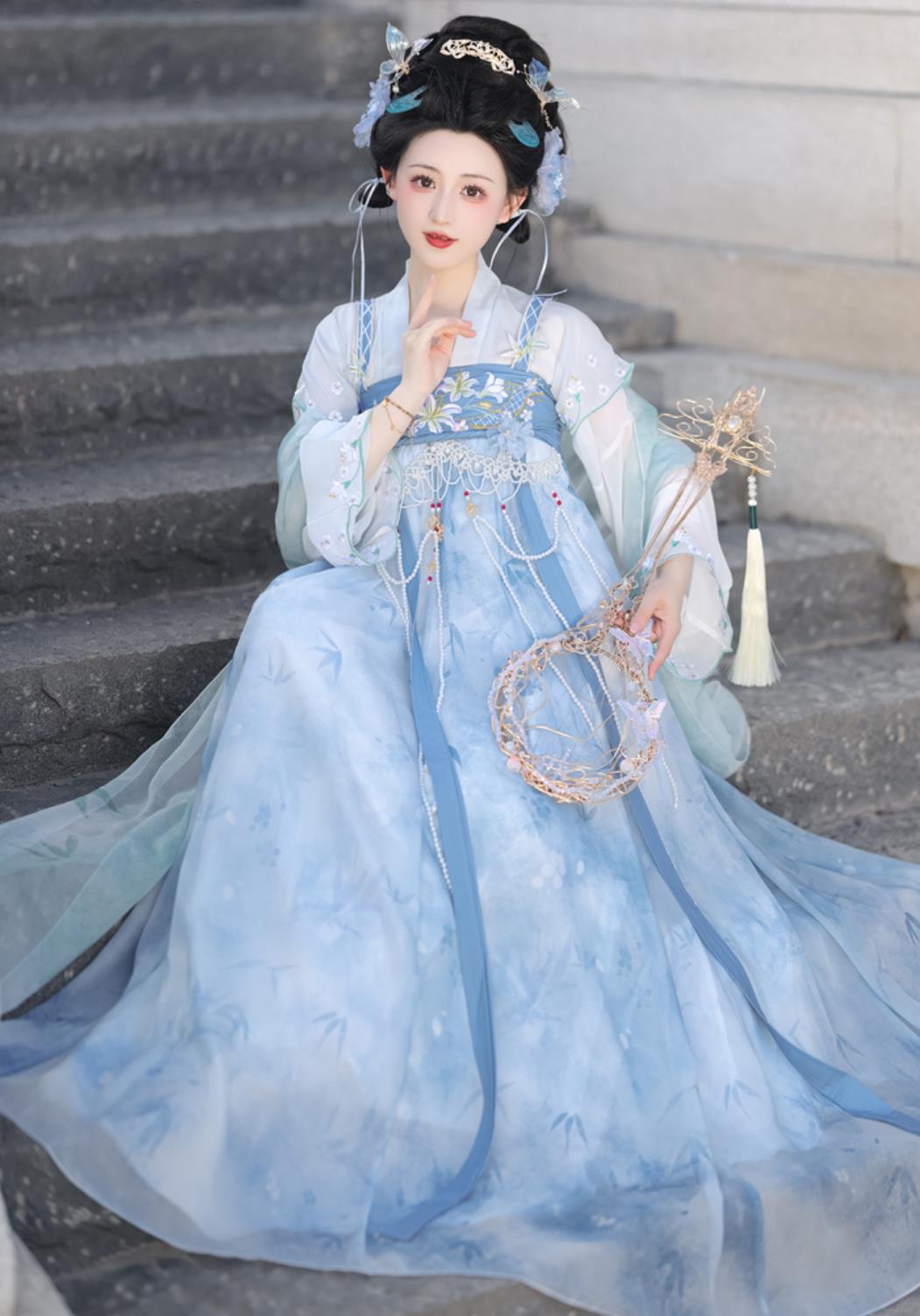 Traditional Hanfu Clothing Chinese Tang Dynasty Young Lady Blue Dress Ancient China Female Costume