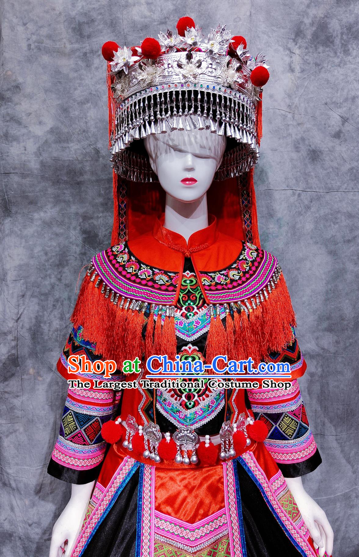 China Yao National Minority Woman Wedding Clothing Traditional Guangxi Travel Embroidered Red Dress Chinese Ethnic Dance Costume