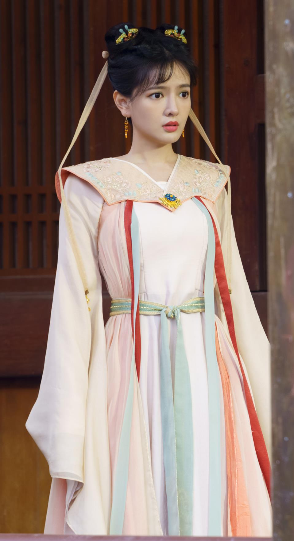 Ancient China Young Woman Garment Costume Chinese TV Series The Legend Of Shen Li Maid Lady Rou Ya Dress