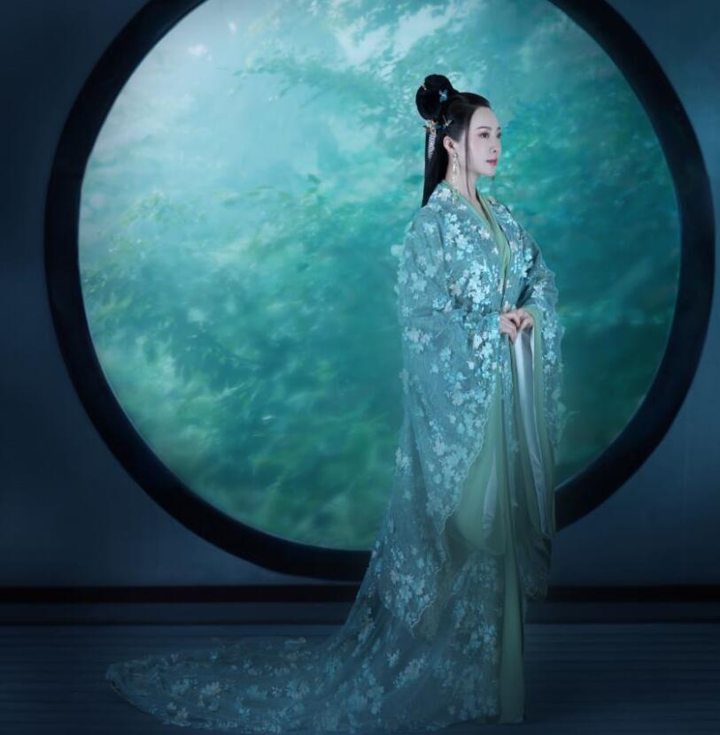 Chinese Han Dynasty Royal Princess Blue Dress Ancient China Empress Costume Traditional Hanfu Clothing