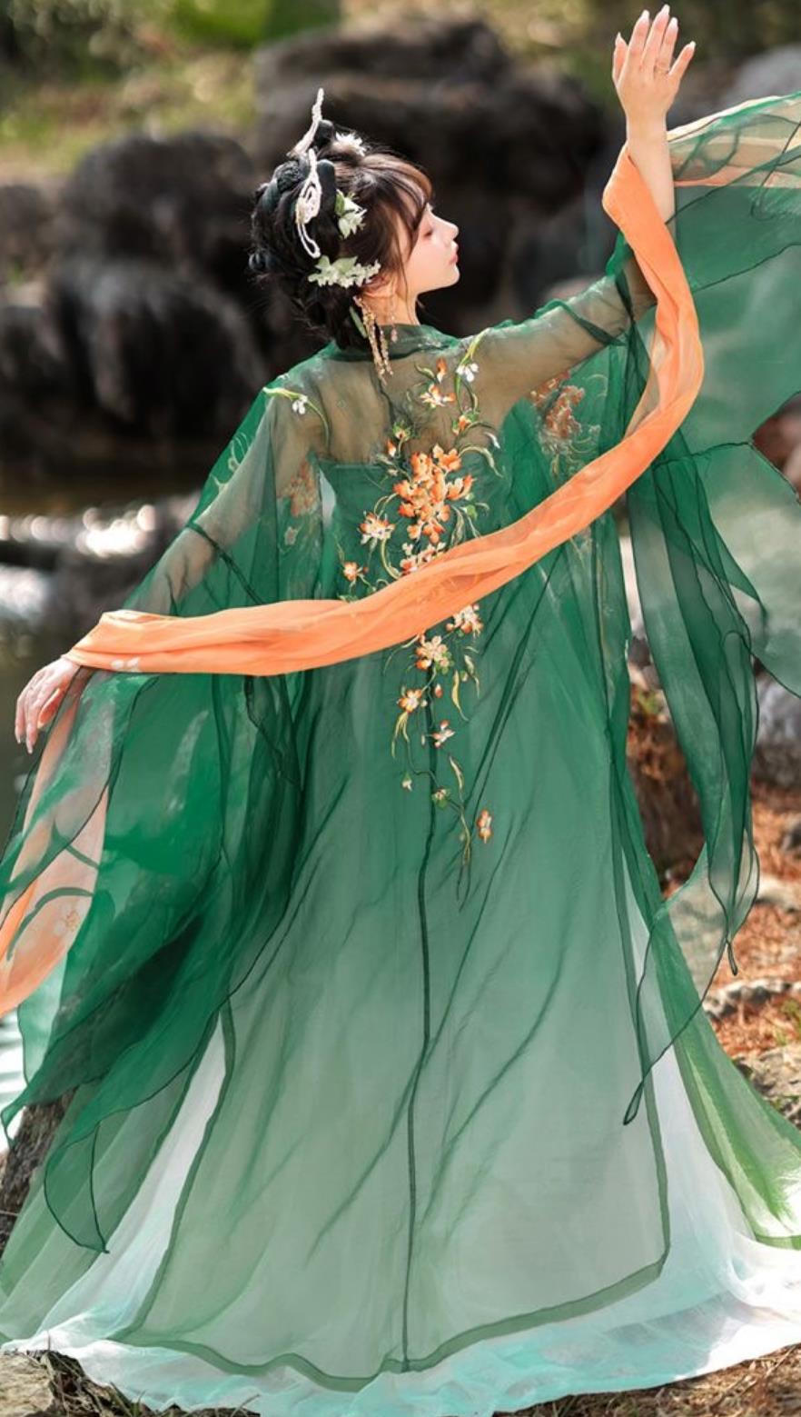 Chinese Tang Dynasty Royal Princess Green Dress Ancient China Fairy Costume Traditional Hanfu Clothing