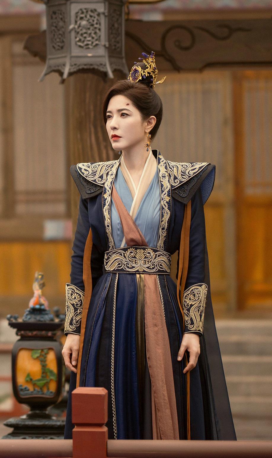 Chinese TV Series The Legend Of Shen Li Queen Shen Mu Yue Clothing Ancient China Swordswoman Garment Costume