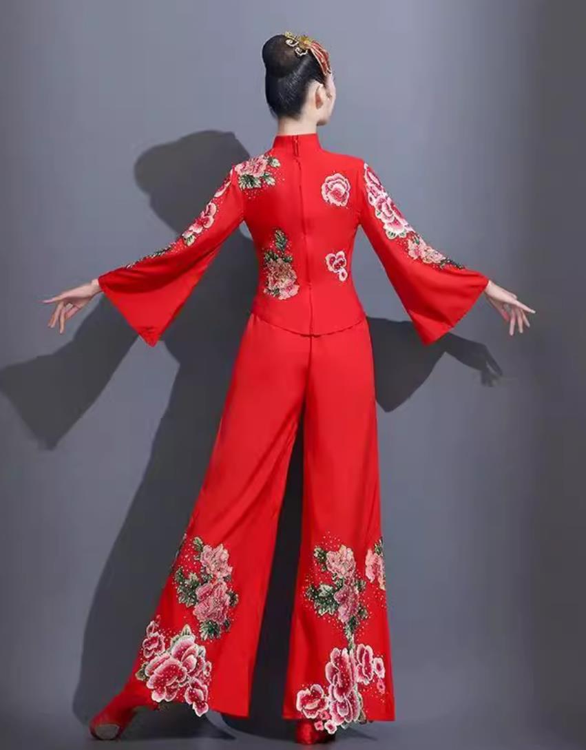 Chinese Yangko Dance Costume Women Group Fan Performance Red Outfit China Folk Dance Yangge Clothing