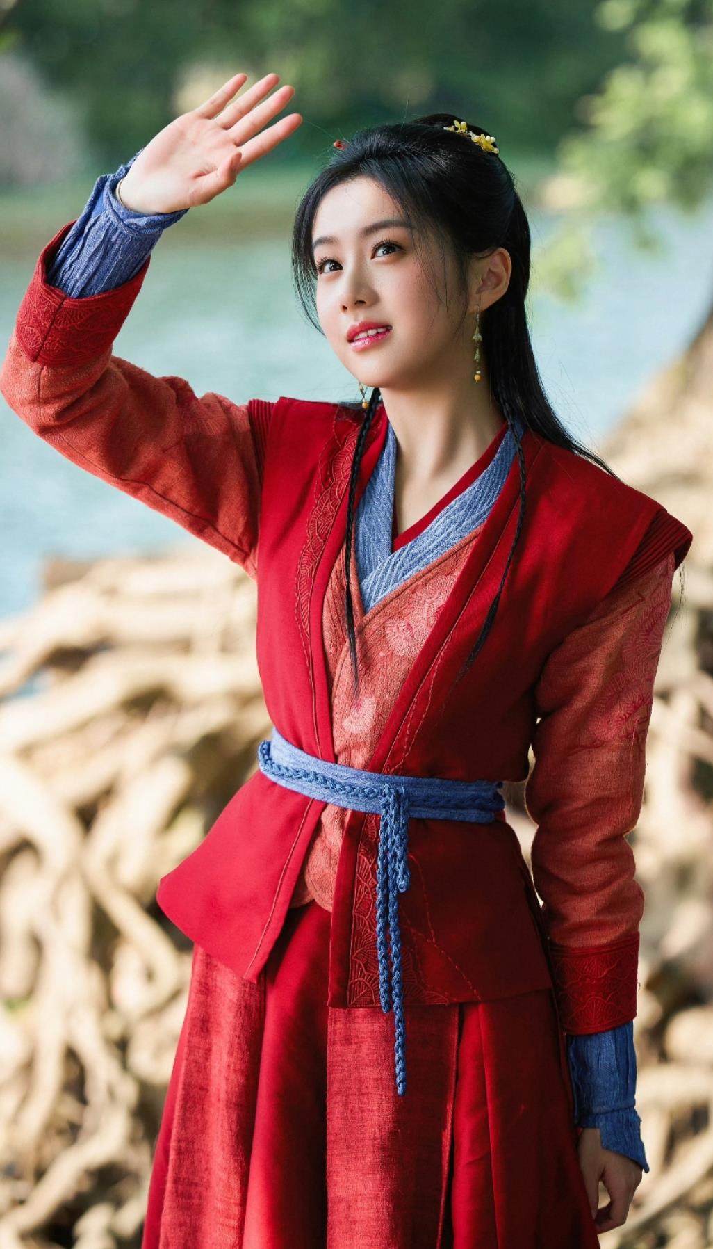 Chinese Wuxia TV Series The Legend of Heroes Heroine Huang Rong Red Dress Clothing Ancient China Chivalrous Women Costume