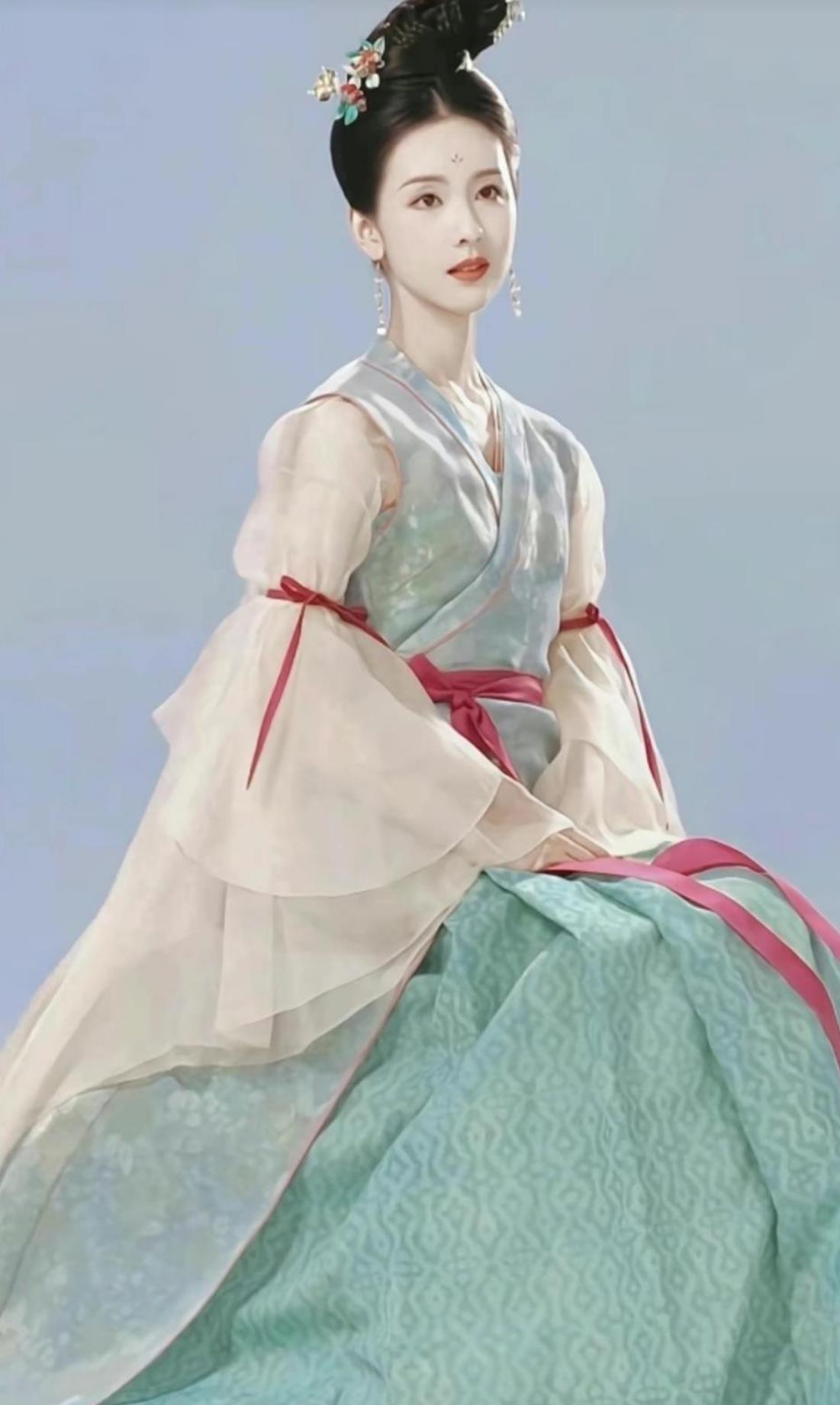 Chinese TV Series Judge Dee's Mystery Princess Qiu Yue Costume Ancient China Tang Dynasty Palace Lady Hanfu Clothing