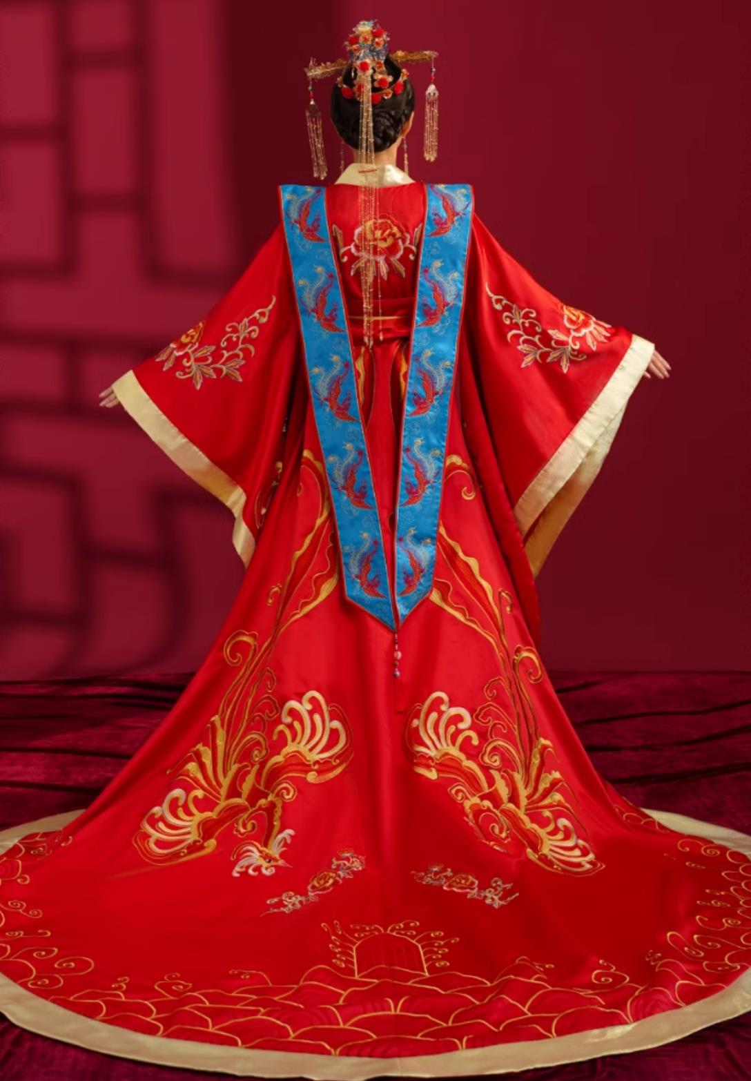 Chinese Ming Dynasty Hanfu Ancient Empress Red Attire Traditional China Wedding Clothing Red Dress