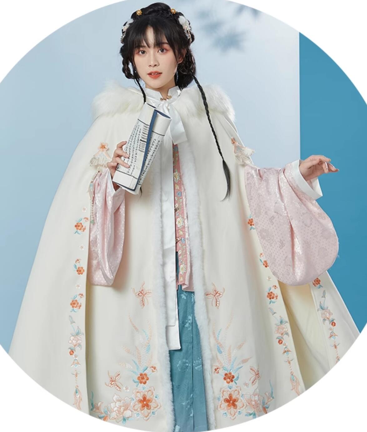 Chinese Embroidered Warm Cloak Winter Traditional Hanfu Cape Ancient China Princess Mantle Costume