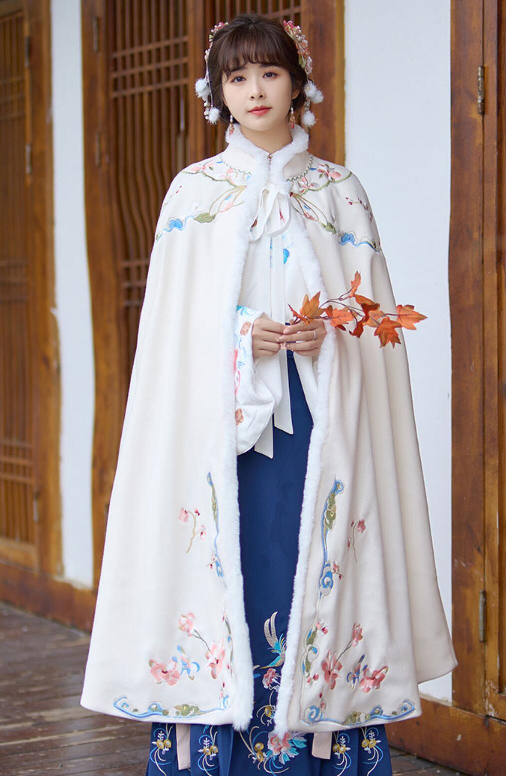 Ancient China Princess Mantle Costume Chinese Embroidered Warm Cloak Winter Traditional Hanfu Cape