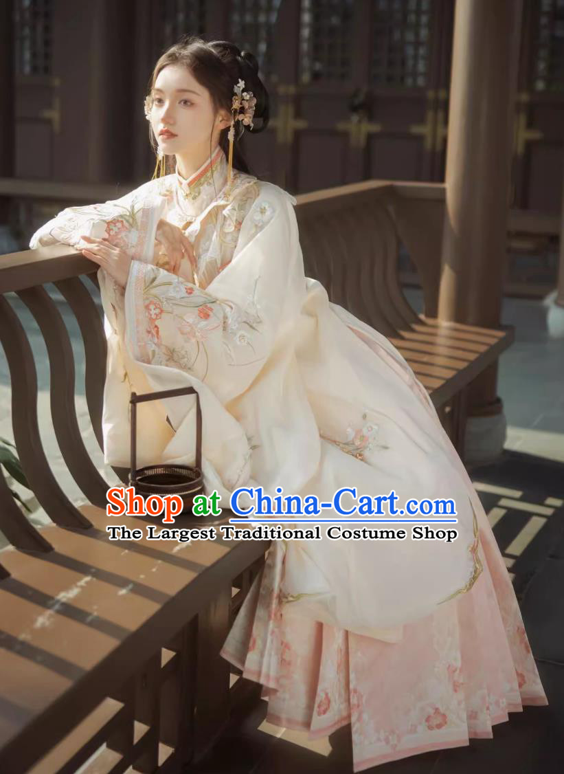 China Traditional Hanfu Dresses Ancient Palace Princess Clothing Chinese Ming Dynasty Noble Woman Costumes