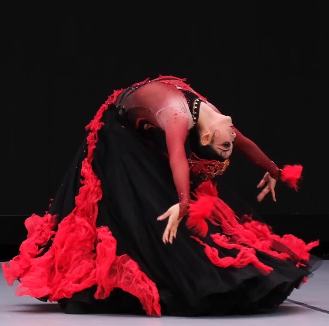 Chinese Kazakh Dance Performance Costume Flame Dance Dress Xinjiang Ethnic Dance Attire