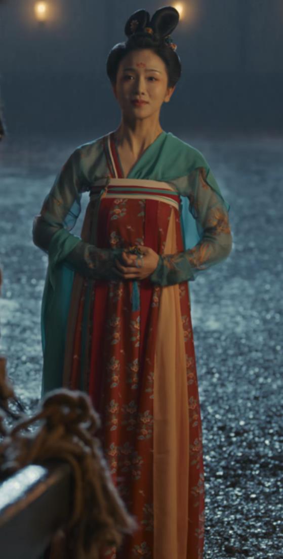 Chinese Tang Dynasty Woman Clothing Drama Wind Rises in Luoyang Palace Lady Hanfu Dress