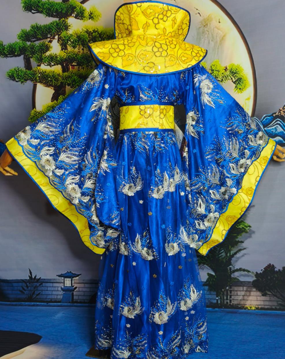 Hanfu Empress Costume Sequin Sapphire Blue Queen Dress Ancient Chinese Imperial Consort Stage Performance Attire