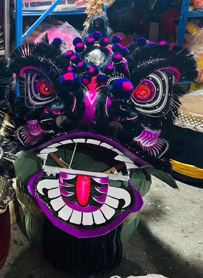 Traditional Toothbrush Hair Lion Head Chinese Dancing Lion Equipment Handmade Lion Dance Costumes Complete Set