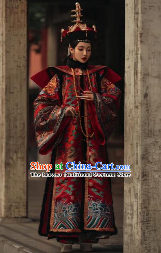 Chinese Palace Embroidery Wedding Attire Qing Dynasty Court Empress Wedding Dress Ancient Women Ceremonial Robe