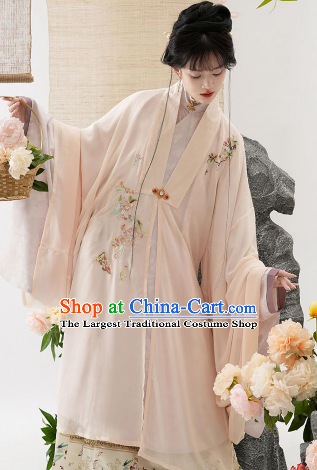 Ming Dynasty Hanfu Women Pink Long Gown and Ma Mian Qun Ancient Chinese Costumes Set