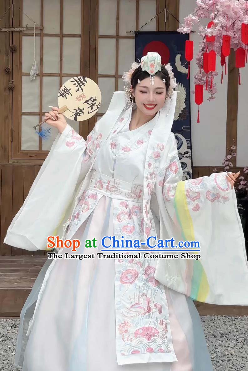 Yanji Princess Outfit Korean Ethnic Embroidered Wedding Dress Palace Ancient Costume Yanbian Korean Minority Bridal Gown