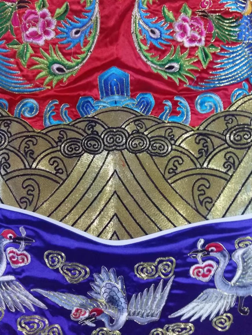 Chinese Opera Costume Mei School Female Python Robe Drunken Concubine Costume Edged Imperial Concubine Gown