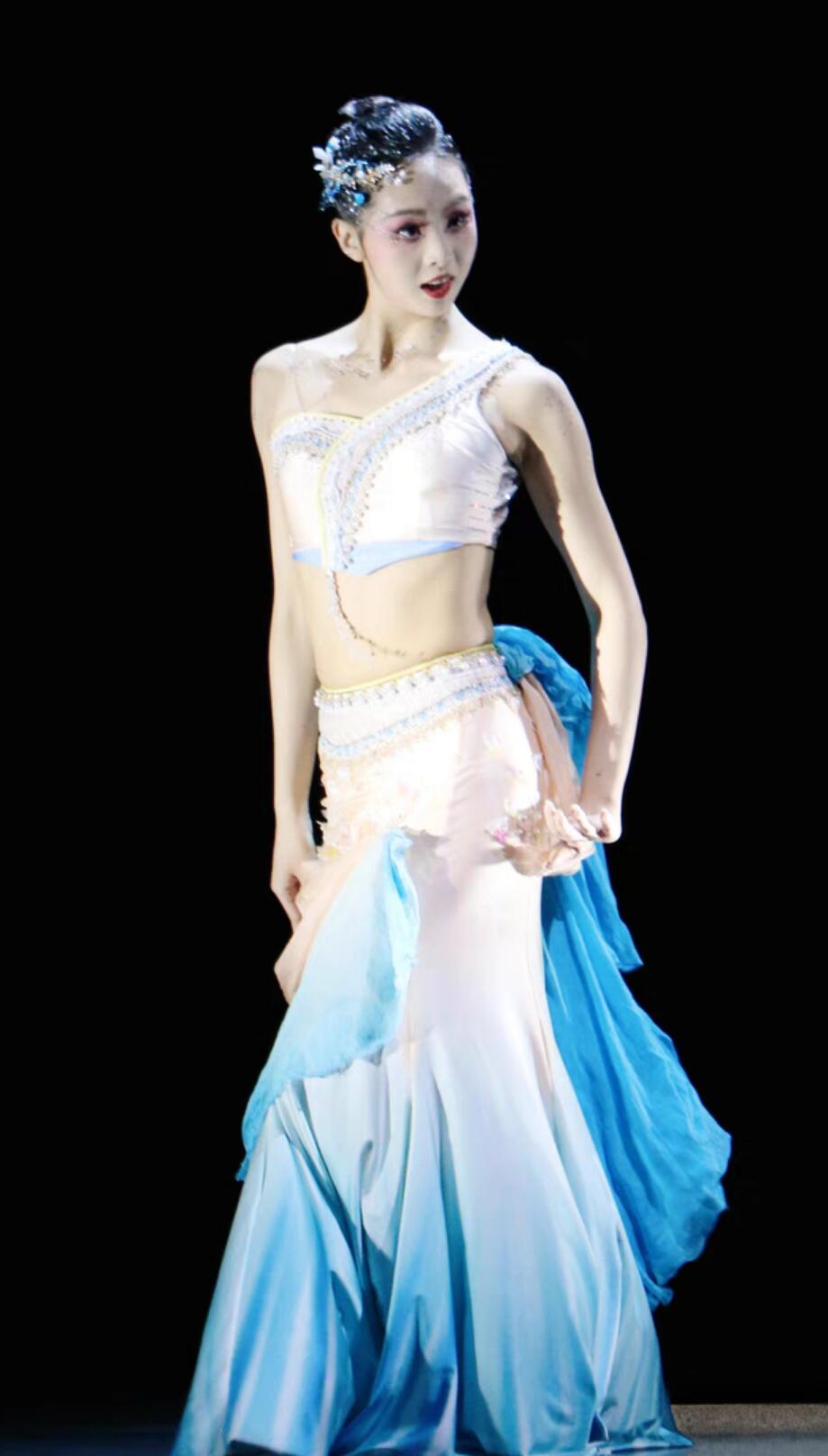 Dai Ethnic Performance Costume Wei Yang Women Flowy Dance Dress Chinese Yunnan National Peacock Dance Outfit