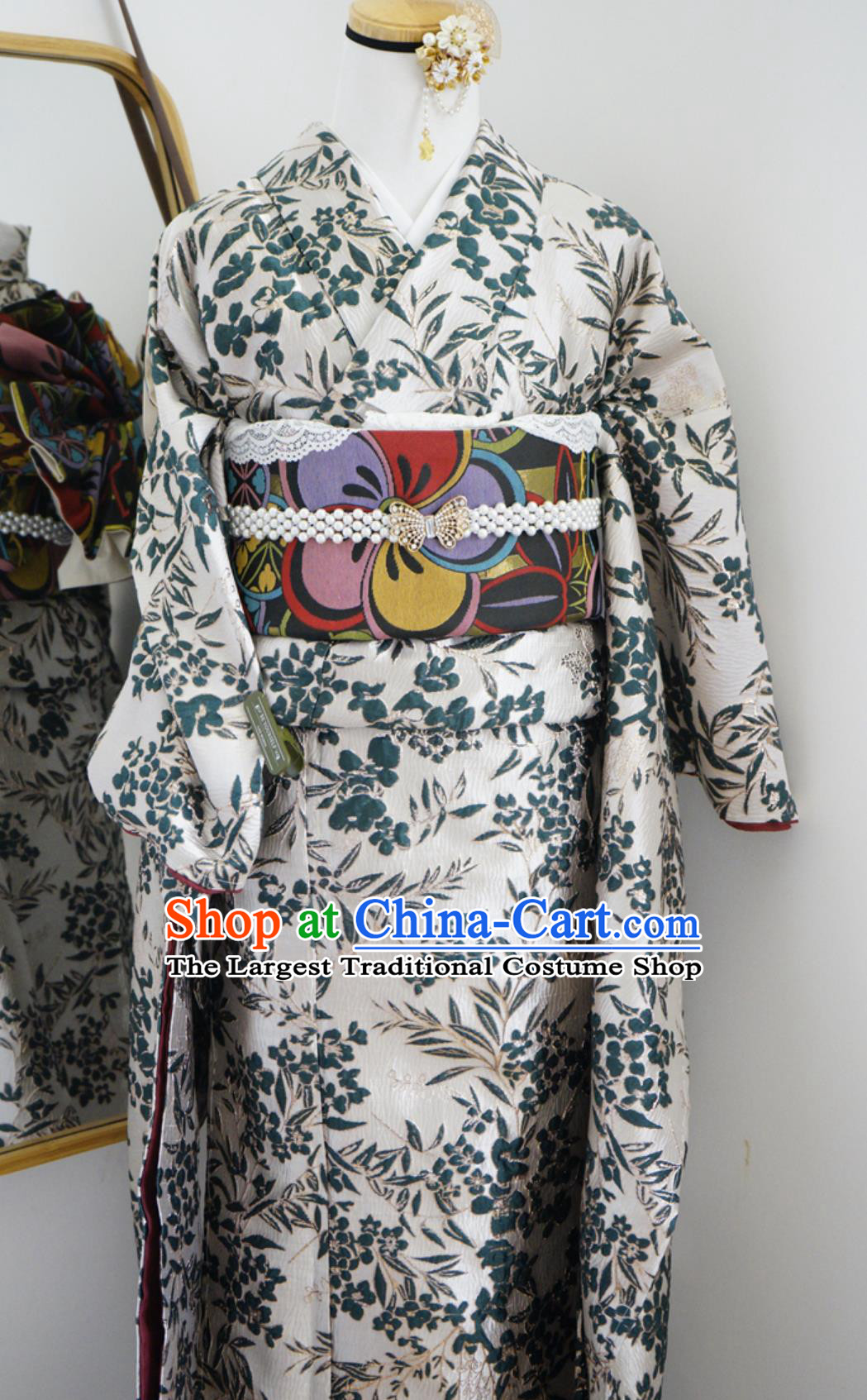 Japanese Traditional Women Formal Furisode Kimono