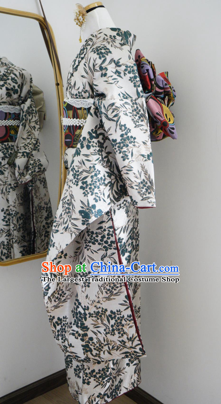 Japanese Traditional Women Formal Furisode Kimono