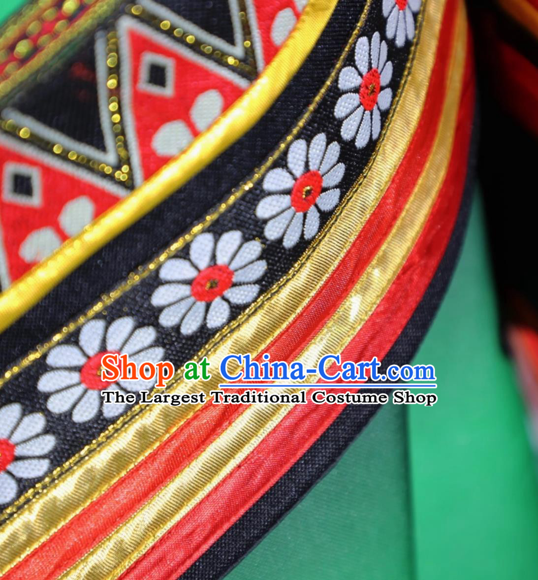 Yunnan Yi Ethnic Embroidered Costume Chinese Stage Performance Attire Folk Dance Green Outfit