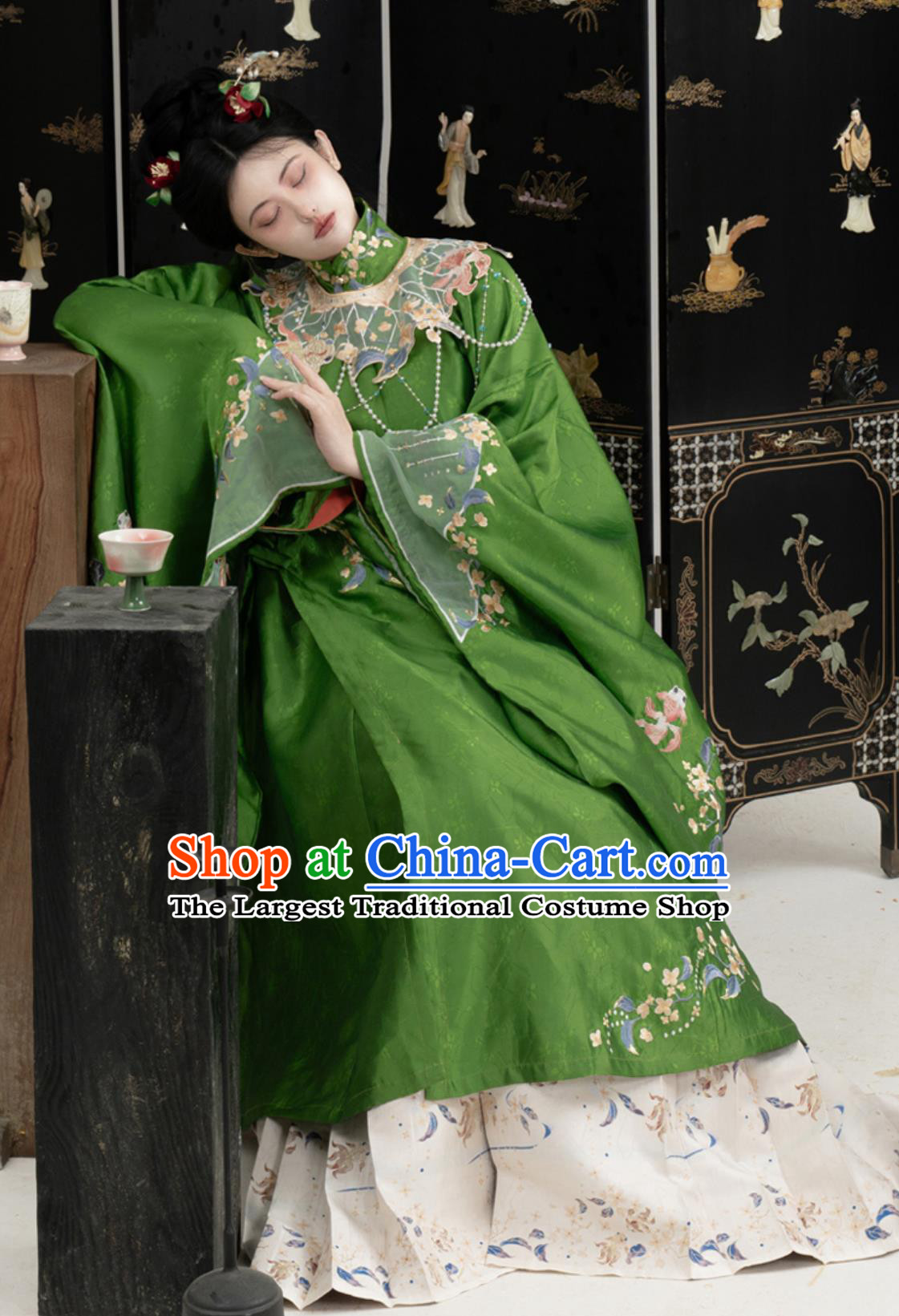 Ming Dynasty Hanfu Women Standing Collar Embroidered Long Gown Horse Face Skirt Ancient Chinese Clothing