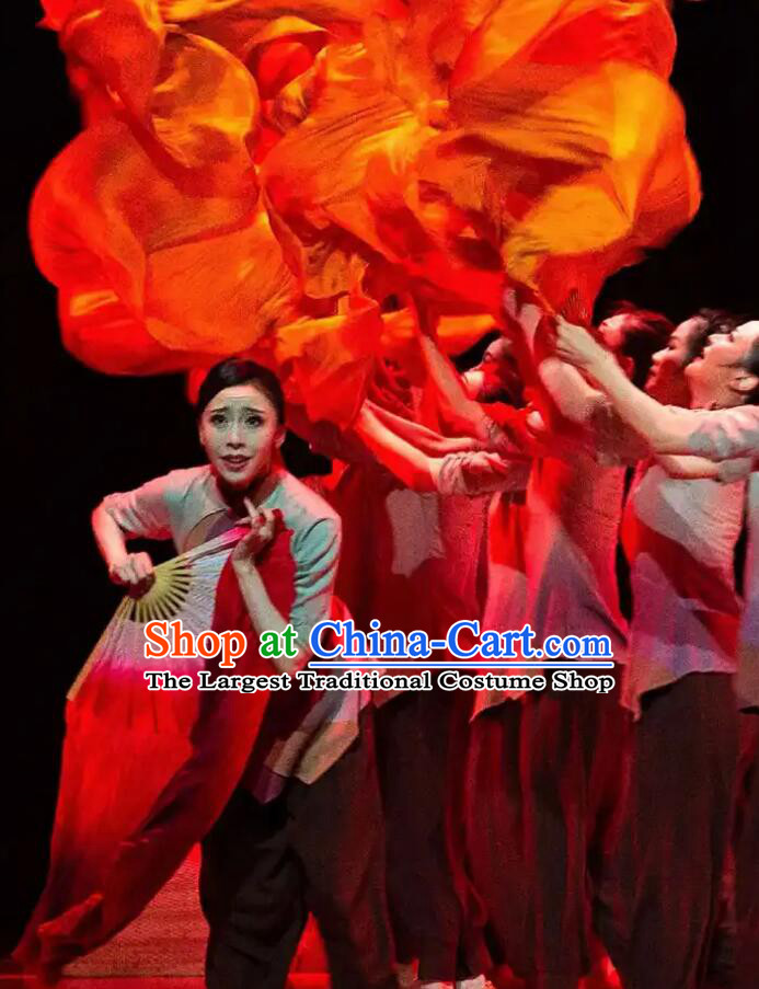 China-Cart Dance Shuixiu Water Sleeves Fans and Traditional Crafts